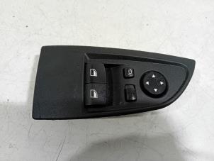 Gebruikte Ruit schakelaar elektrisch BMW I3 Prijs € 40,00 Margeregeling aangeboden door Van der Ven Autorecycling B.V.