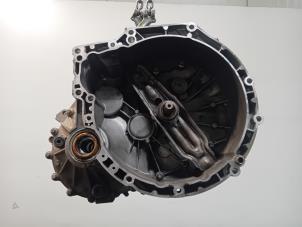 Gebruikte Versnellingsbak Mini Mini Prijs € 413,00 Margeregeling aangeboden door Van der Ven Autorecycling B.V.
