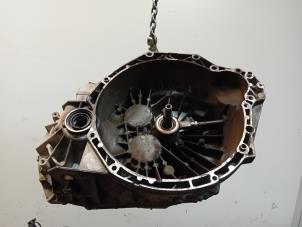 Gebruikte Automaatbak Renault Master Prijs € 1.030,00 Margeregeling aangeboden door Van der Ven Autorecycling B.V.