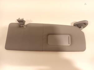 Gebruikte Zonneklep BMW 1-Serie Prijs € 25,00 Margeregeling aangeboden door Van der Ven Autorecycling B.V.