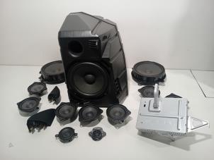 Gebruikte Audio set Tesla Model 3 Prijs € 317,00 Margeregeling aangeboden door Van der Ven Autorecycling B.V.