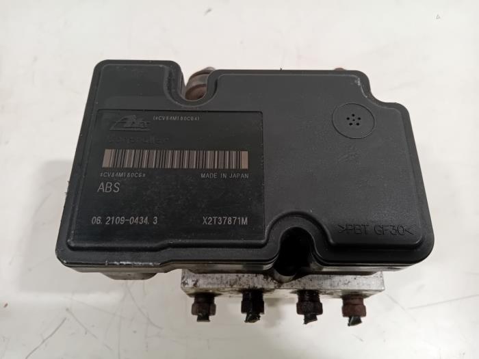 Gebruikte ABS Pomp Suzuki Swift Prijs € 165,00 Margeregeling aangeboden door Van der Ven Autorecycling B.V.