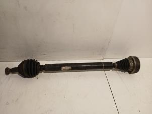 Gebruikte Aandrijfas rechts-voor Volkswagen Polo Prijs € 36,00 Margeregeling aangeboden door Van der Ven Autorecycling B.V.