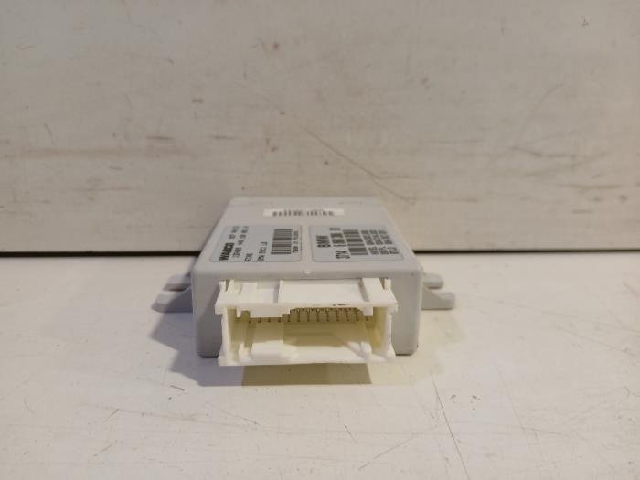 Gebruikte Computer Diversen BMW 5-Serie Prijs € 172,00 Margeregeling aangeboden door Van der Ven Autorecycling B.V.