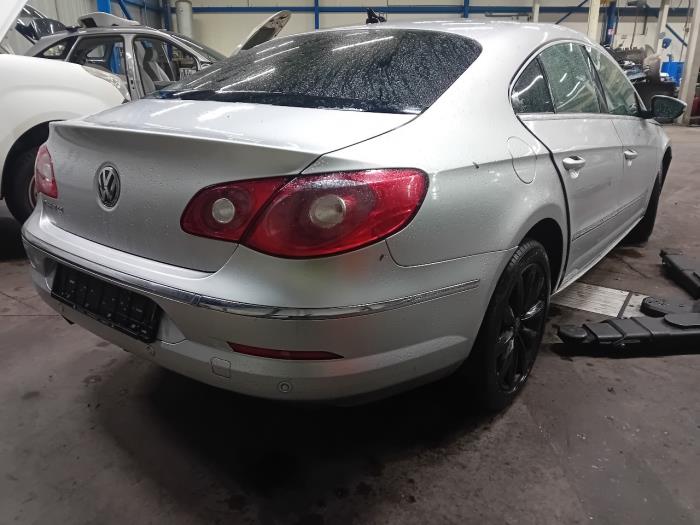 Turbo van een Volkswagen Passat 2010