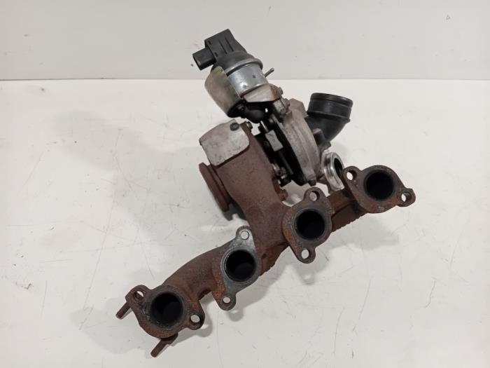 Turbo van een Volkswagen Passat 2010