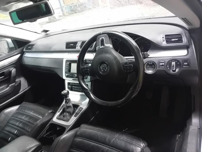 Turbo van een Volkswagen Passat 2010