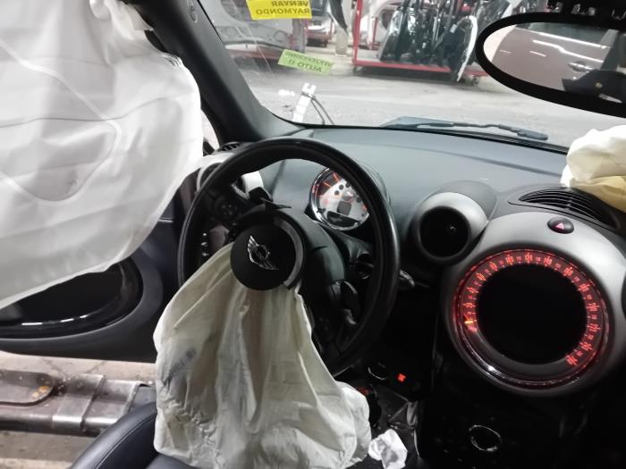 ABS Pomp van een Mini ONE 2010