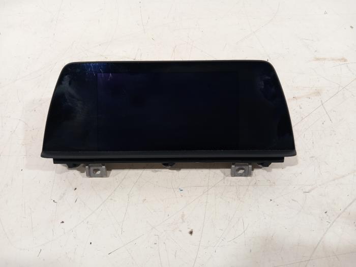 Gebruikte Display Interieur BMW 1-Serie Prijs € 200,00 Margeregeling aangeboden door Van der Ven Autorecycling B.V.