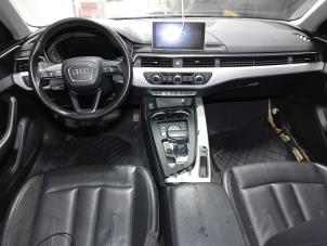 Waterpomp van een Audi A4 2016