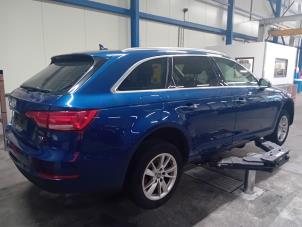 Waterpomp van een Audi A4 2016