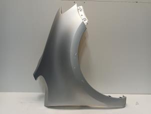 Gebruikte Scherm rechts-voor Seat Alhambra Prijs € 150,00 Margeregeling aangeboden door Van der Ven Autorecycling B.V.