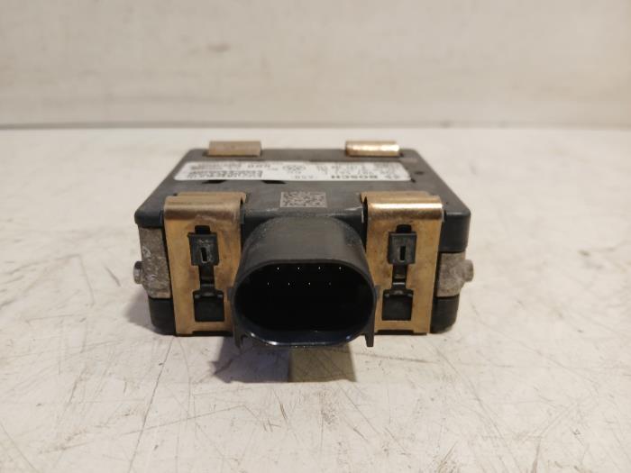Gebruikte Sensor cruise control Volkswagen Passat Prijs € 199,95 Margeregeling aangeboden door Van der Ven Autorecycling B.V.
