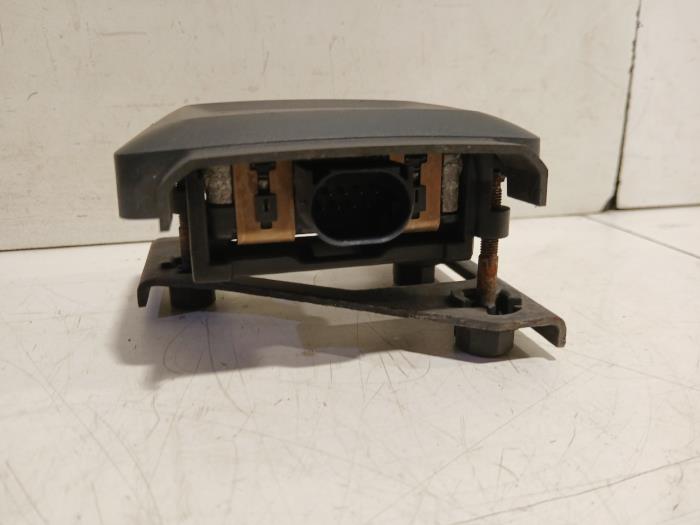 Gebruikte Sensor cruise control Seat Leon Prijs € 185,00 Margeregeling aangeboden door Van der Ven Autorecycling B.V.
