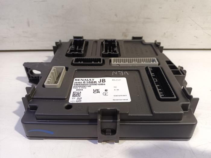 Gebruikte Module Bodycontrol Mercedes Citan Prijs € 45,00 Margeregeling aangeboden door Van der Ven Autorecycling B.V.