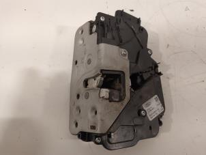 Gebruikte Portierslot Mechaniek 4Deurs rechts-achter Ford Transit Custom Prijs € 80,00 Margeregeling aangeboden door Van der Ven Autorecycling B.V.