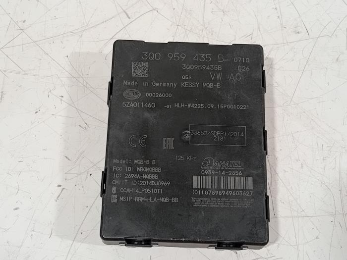 Gebruikte Computer Diversen Volkswagen Passat Prijs € 25,00 Margeregeling aangeboden door Van der Ven Autorecycling B.V.