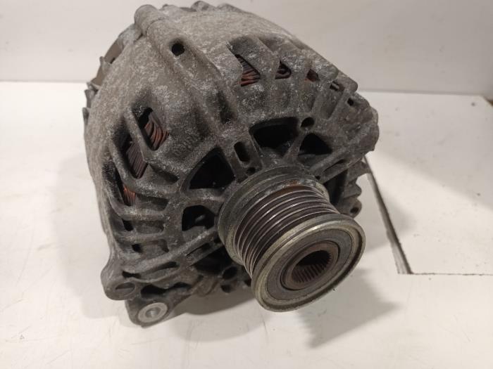 Gebruikte Dynamo Volkswagen Bestel Prijs € 95,00 Margeregeling aangeboden door Van der Ven Autorecycling B.V.