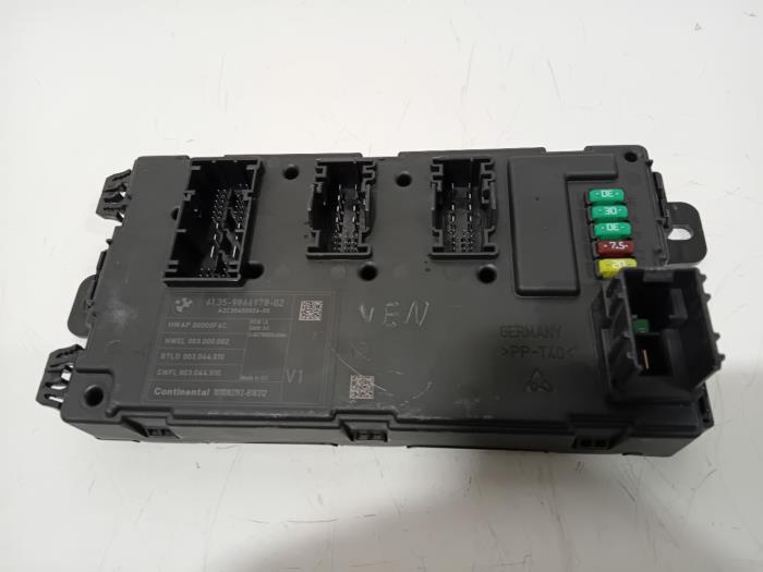 Gebruikte Bodycontrol Module BMW 1-Serie Prijs € 35,00 Margeregeling aangeboden door Van der Ven Autorecycling B.V.