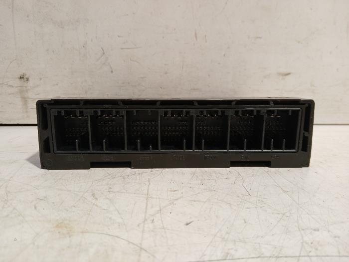 Gebruikte Computer Body Control Opel Insignia Prijs € 30,00 Margeregeling aangeboden door Van der Ven Autorecycling B.V.