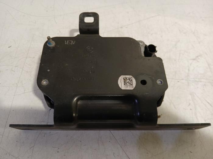 Gebruikte Cruise control sensor BMW 5-Serie Prijs € 300,00 Margeregeling aangeboden door Van der Ven Autorecycling B.V.