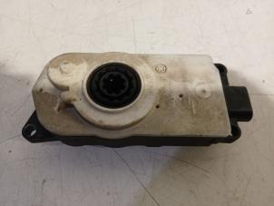 Gebruikte Computer Kachel BMW 5-Serie Prijs € 40,00 Margeregeling aangeboden door Van der Ven Autorecycling B.V.