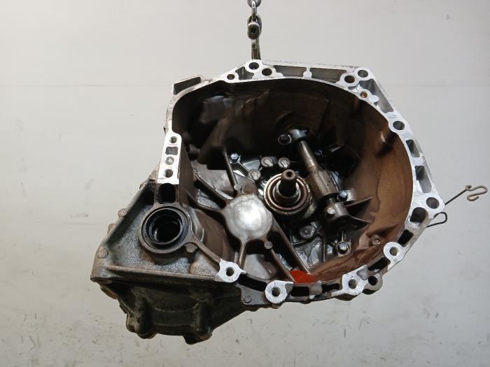 Gebruikte Versnellingsbak schakelrubber Toyota Aygo Prijs € 99,99 Margeregeling aangeboden door Van der Ven Autorecycling B.V.