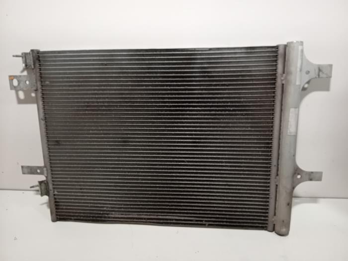Gebruikte Airco Condensor Peugeot 308 Prijs € 50,00 Margeregeling aangeboden door Van der Ven Autorecycling B.V.