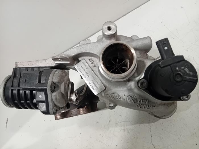 Turbo van een Peugeot 308 2019