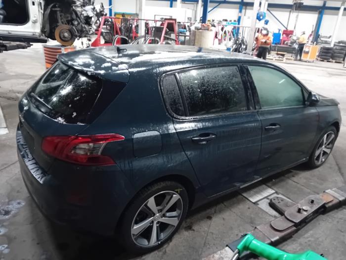 Turbo van een Peugeot 308 2019