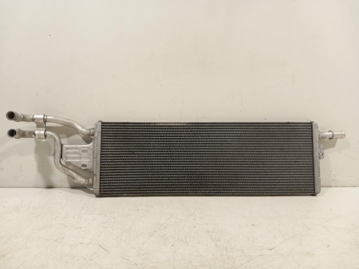 Gebruikte Radiateur Peugeot 3008 Prijs € 195,00 Margeregeling aangeboden door Van der Ven Autorecycling B.V.