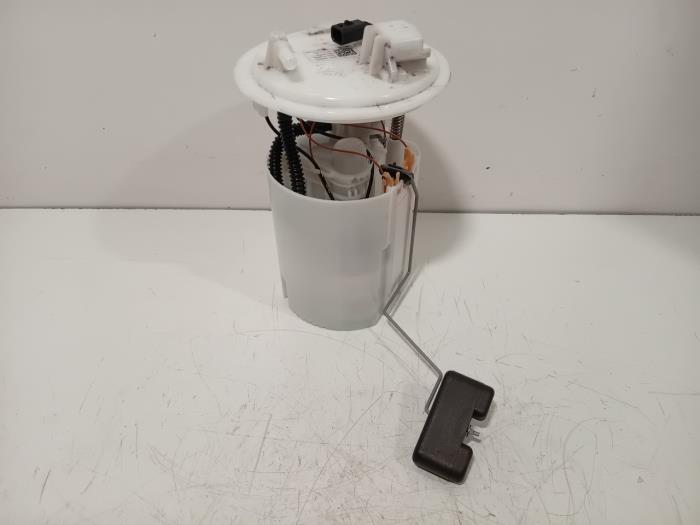 Gebruikte Tank element Pomp Renault Scenic Prijs € 45,00 Margeregeling aangeboden door Van der Ven Autorecycling B.V.