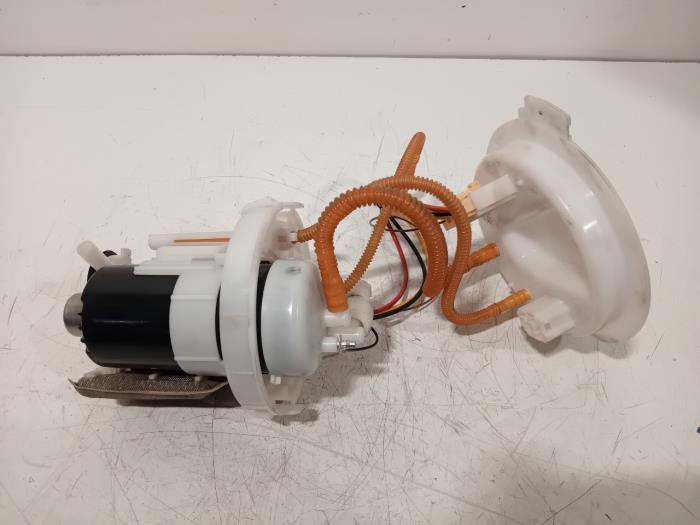 Gebruikte Tank element Pomp Audi SQ5 Prijs € 65,00 Margeregeling aangeboden door Van der Ven Autorecycling B.V.