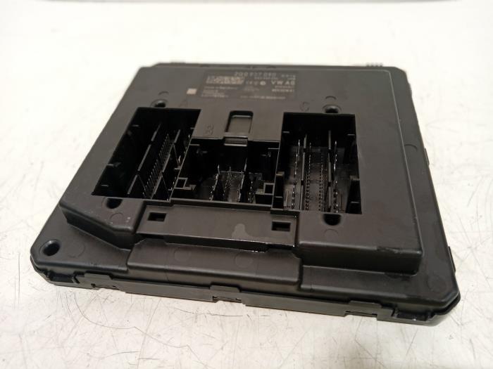 Gebruikte Module Bodycontrol Volkswagen Polo Prijs € 95,00 Margeregeling aangeboden door Van der Ven Autorecycling B.V.