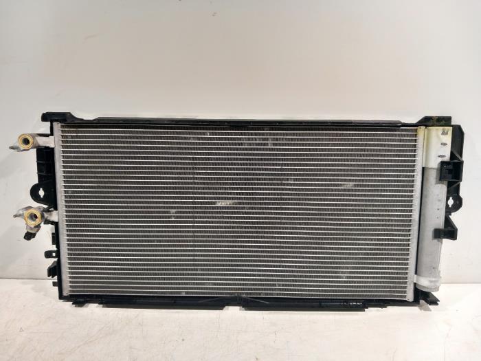 Gebruikte Airco Condensor Volvo V60 Prijs € 150,00 Margeregeling aangeboden door Van der Ven Autorecycling B.V.