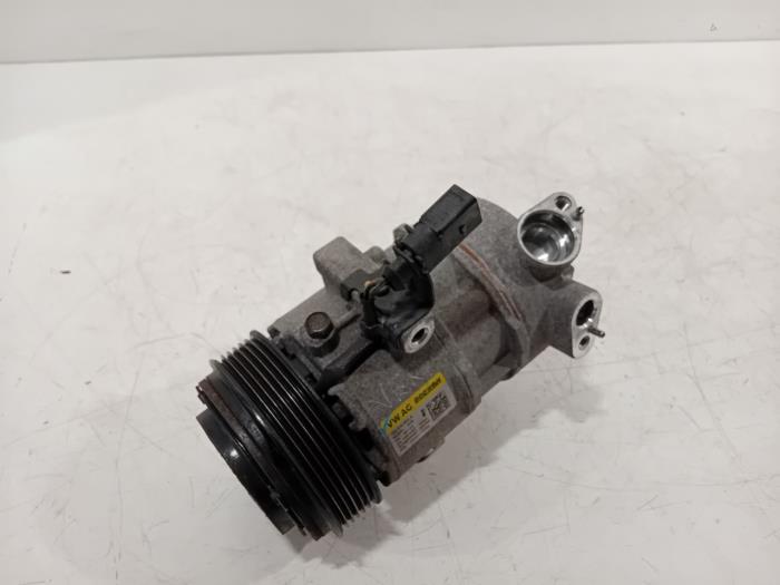 Gebruikte Aircopomp Volkswagen E-Up Prijs € 125,00 Margeregeling aangeboden door Van der Ven Autorecycling B.V.