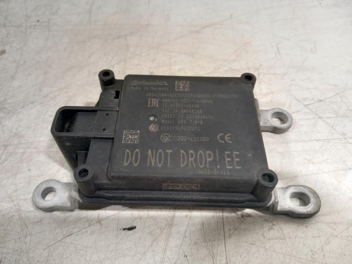 Gebruikte Cruise control sensor Nissan Micra Prijs € 60,00 Margeregeling aangeboden door Van der Ven Autorecycling B.V.