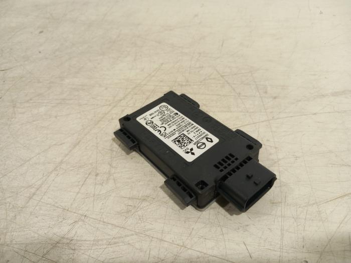 Gebruikte Sensor cruise control Renault Espace Prijs € 195,00 Margeregeling aangeboden door Van der Ven Autorecycling B.V.