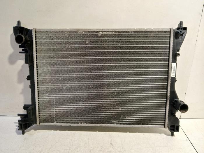 Gebruikte Radiateur Opel Combo Prijs € 55,00 Margeregeling aangeboden door Van der Ven Autorecycling B.V.