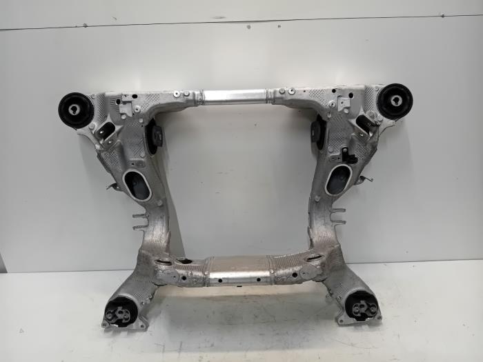 Gebruikte Subframe Mercedes EQE Prijs € 595,00 Margeregeling aangeboden door Van der Ven Autorecycling B.V.