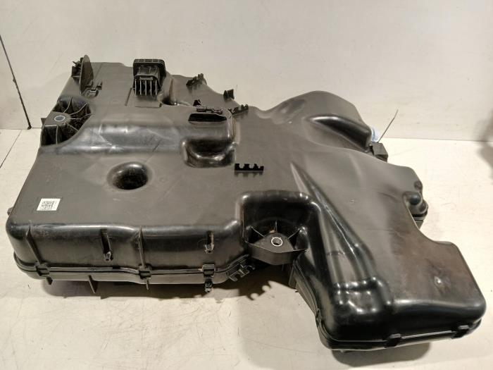 Gebruikte Ureumreservoir Volkswagen Crafter Prijs € 195,00 Margeregeling aangeboden door Van der Ven Autorecycling B.V.