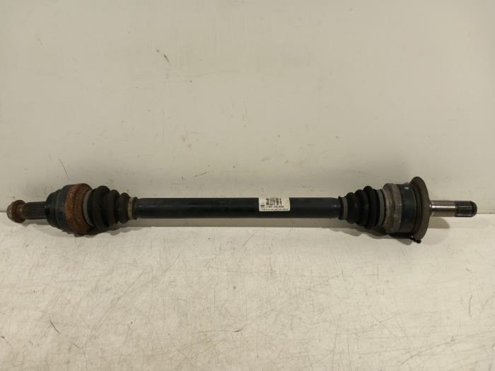 Gebruikte Aandrijfas rechts-achter BMW 5-Serie Prijs € 65,00 Margeregeling aangeboden door Van der Ven Autorecycling B.V.