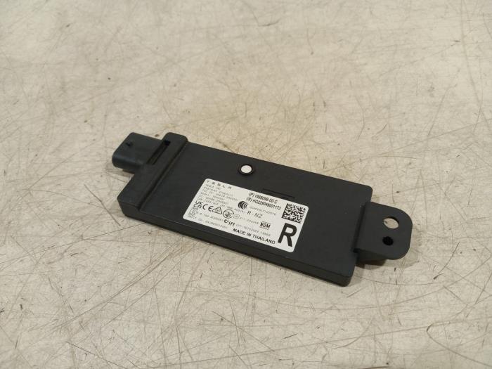 Gebruikte Bluetooth module Tesla Model Y Prijs € 110,00 Margeregeling aangeboden door Van der Ven Autorecycling B.V.