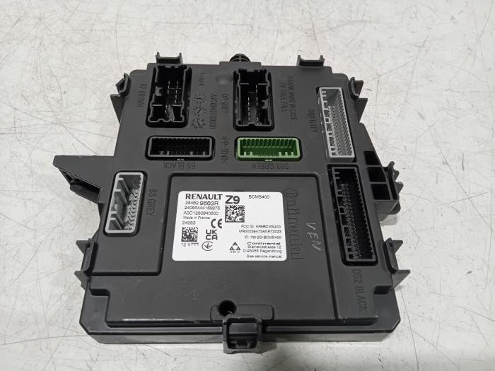 Gebruikte Bodycontrol Module Renault Master Prijs € 100,00 Margeregeling aangeboden door Van der Ven Autorecycling B.V.
