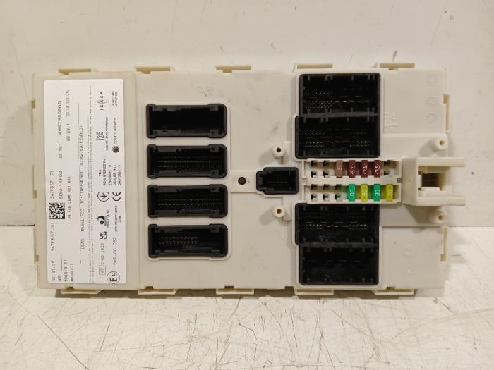 Gebruikte Bodycontrol Module BMW 4-Serie Prijs € 65,00 Margeregeling aangeboden door Van der Ven Autorecycling B.V.