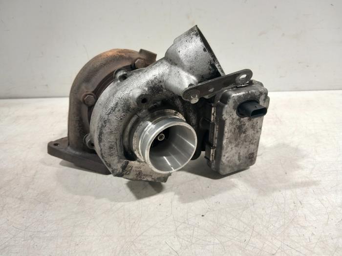 Gebruikte G-lader Mercedes E-Klasse Prijs € 124,99 Margeregeling aangeboden door Van der Ven Autorecycling B.V.