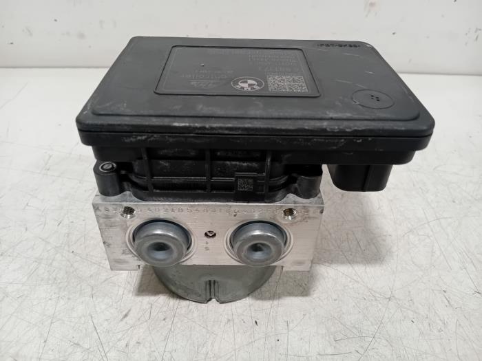 Gebruikte ABS Pomp BMW 4-Serie Prijs € 165,00 Margeregeling aangeboden door Van der Ven Autorecycling B.V.