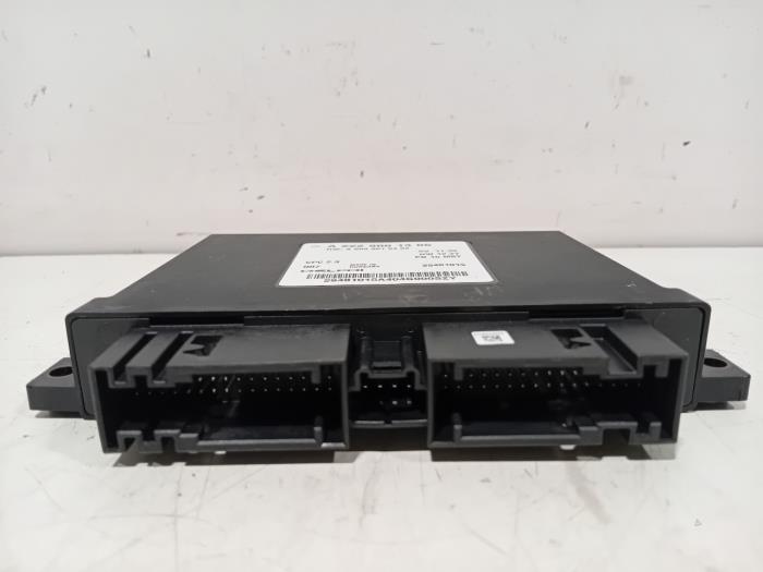 Gebruikte Computer Diversen Mercedes C-Klasse Prijs € 40,00 Margeregeling aangeboden door Van der Ven Autorecycling B.V.