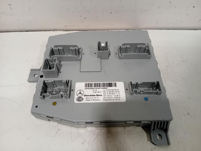 Gebruikte Bodycontrol Module Mercedes C-Klasse Prijs € 30,00 Margeregeling aangeboden door Van der Ven Autorecycling B.V.