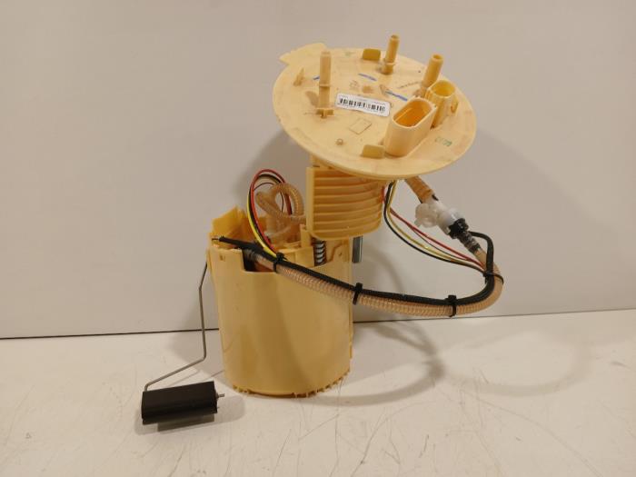 Gebruikte Tank element Pomp Jaguar XF Sportbrake Prijs € 95,00 Margeregeling aangeboden door Van der Ven Autorecycling B.V.